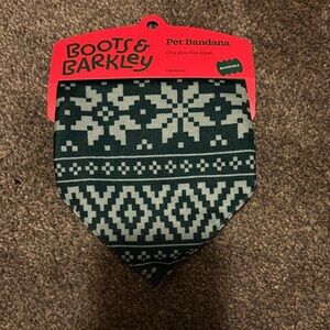 Boots & Barkley Reversible Dark Green & Red Patterned Pet Bandana